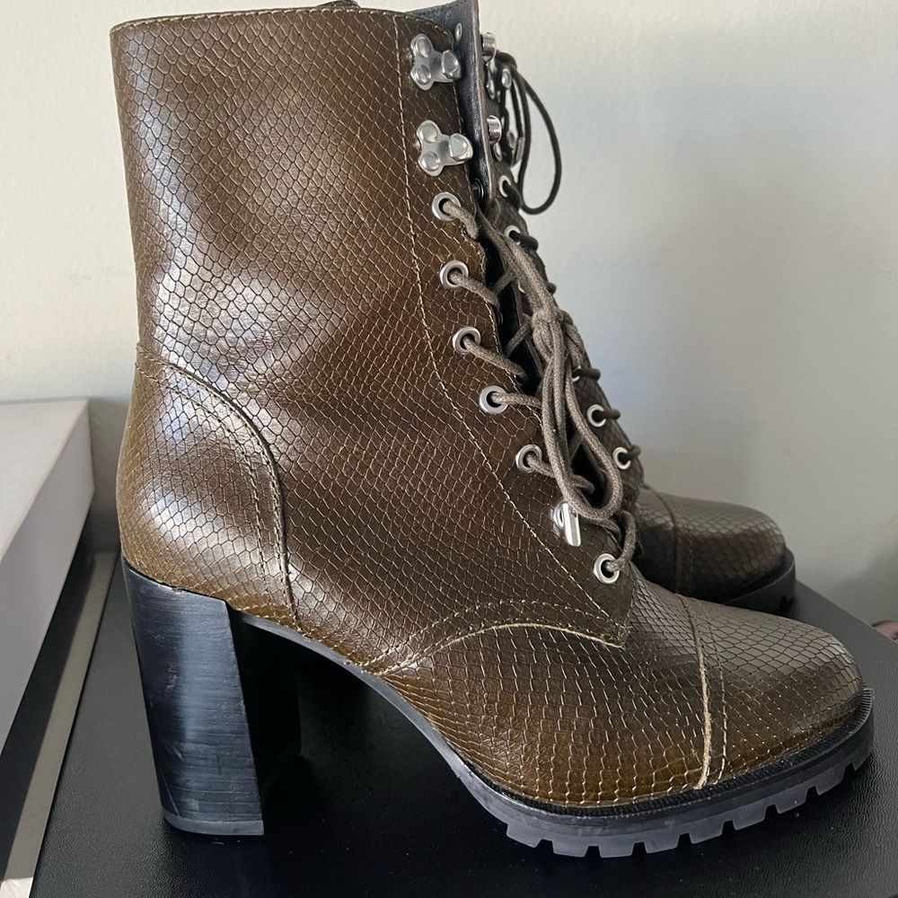 Paige boots - Picture 3 of 6